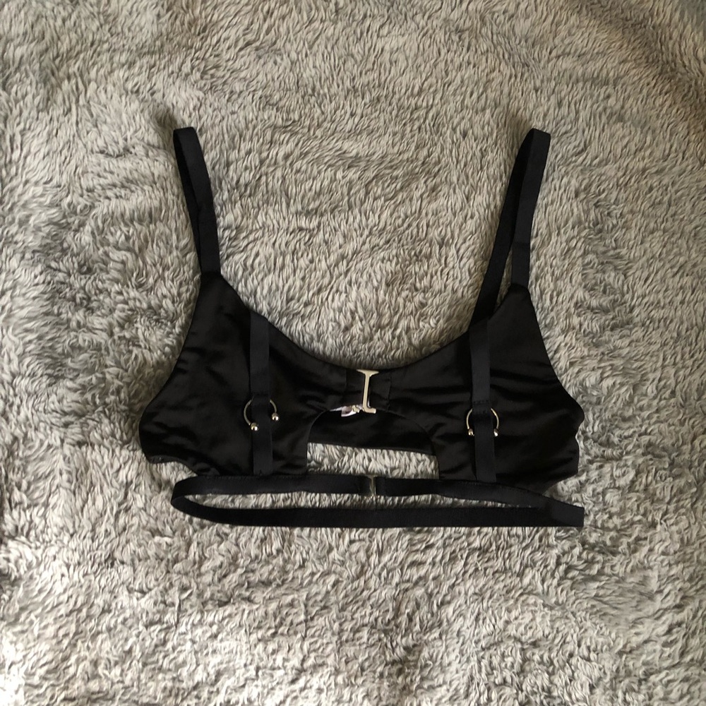 Mistress rocks top
